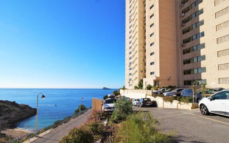 Trinisol II Hotel Бенидорм Екстериор снимка