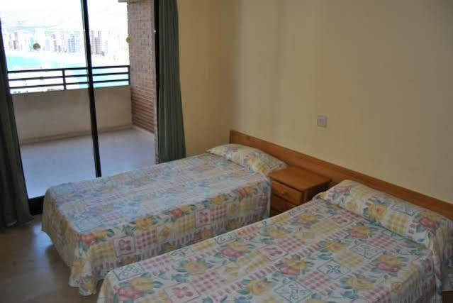 Trinisol II Hotel Бенидорм Екстериор снимка